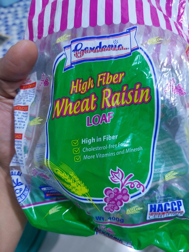 Gardenia High Fiber Wheat Raisin Loaf