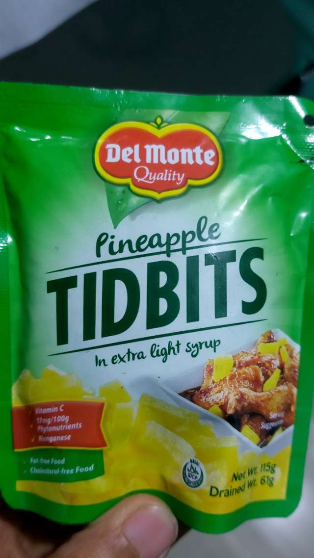 Del monte pineapple tidbits