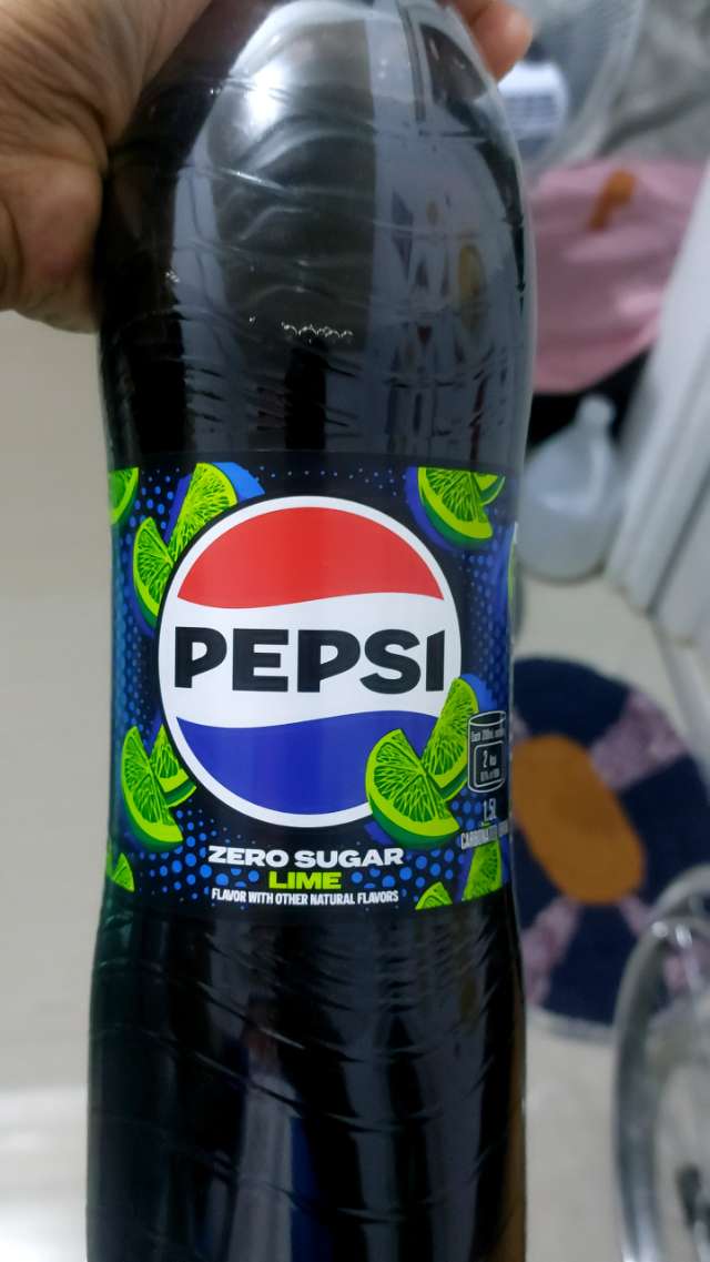 Pepsi zero sugar lime