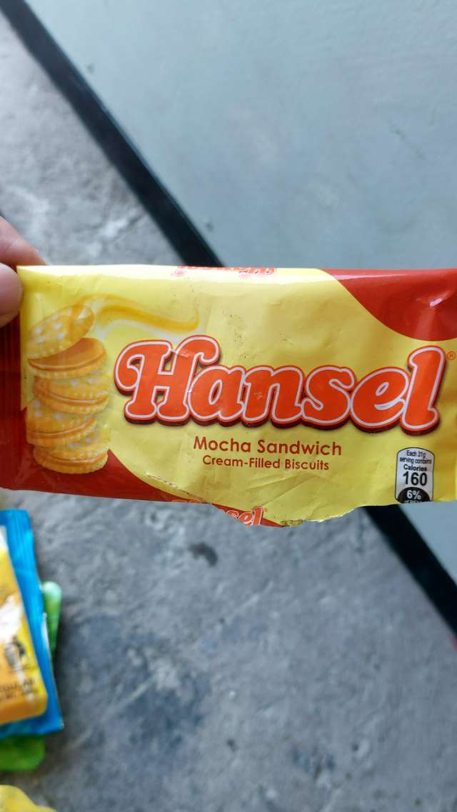 Hansel mocha sandwich cream-filled biscuits
