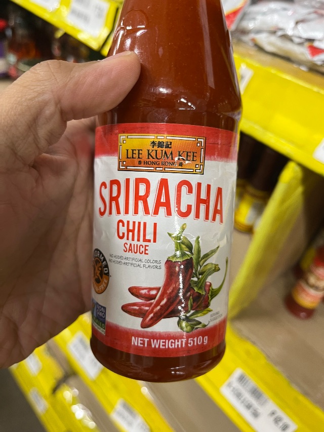 Lee kum kee Sriracha chili sauce