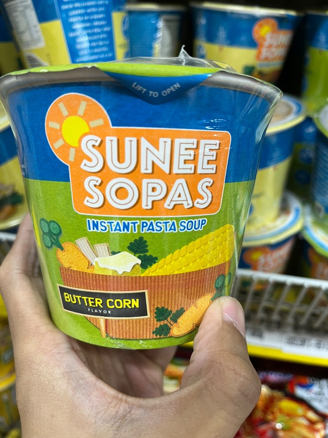Sunee Sopas instant pasta soup butter corn flavor