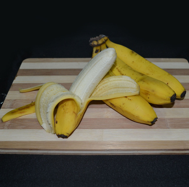 Banana, cavendish, ripe