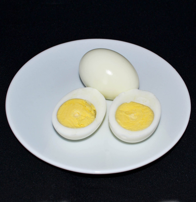 Egg, chicken, whole, boiled