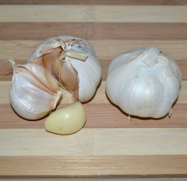 Garlic bulb
