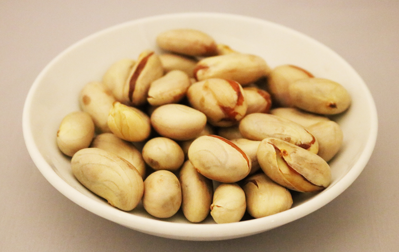 Jackfruit seed, boiled