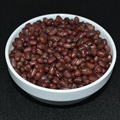 Mung bean seed, red, dried, boiled
