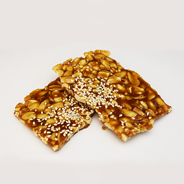 Peanut brittle w/ sesame seed