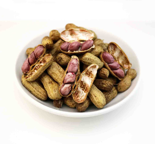 Peanut w/ shell, boiled