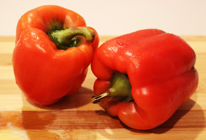 Pepper, sweet/bell, round, red