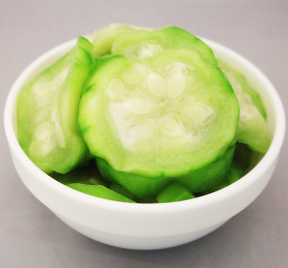Sponge gourd fruit, boiled