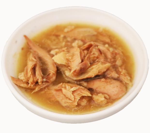 Tuna flakes, in veg oil, cnd
